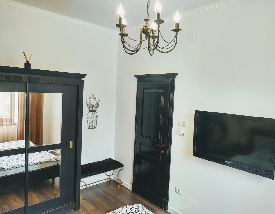 Cezari Aparthotel Braszów Zewnętrze zdjęcie