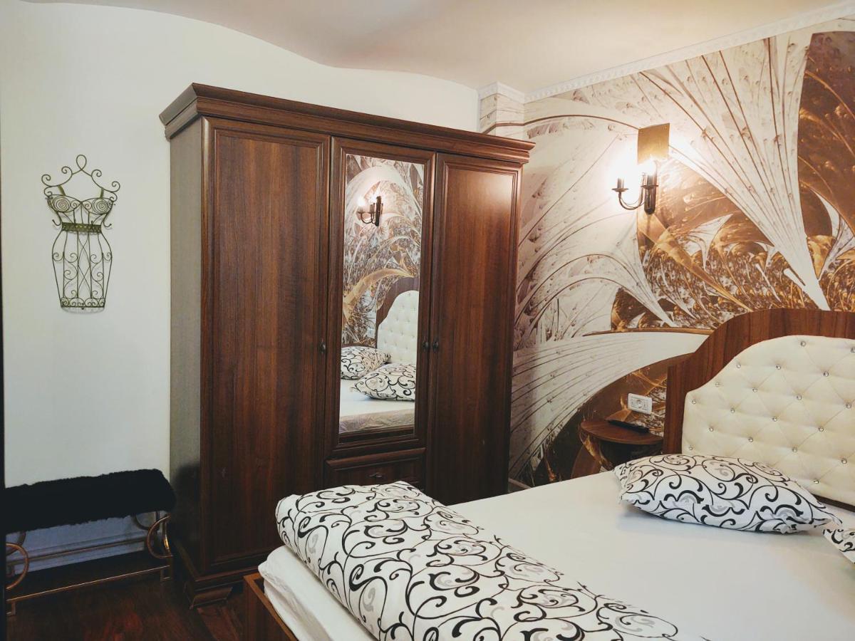 Cezari Aparthotel Braszów Zewnętrze zdjęcie